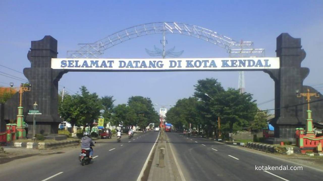 Kendal Kota Santri : Pesona Religi Dan Budaya Yang Memikat